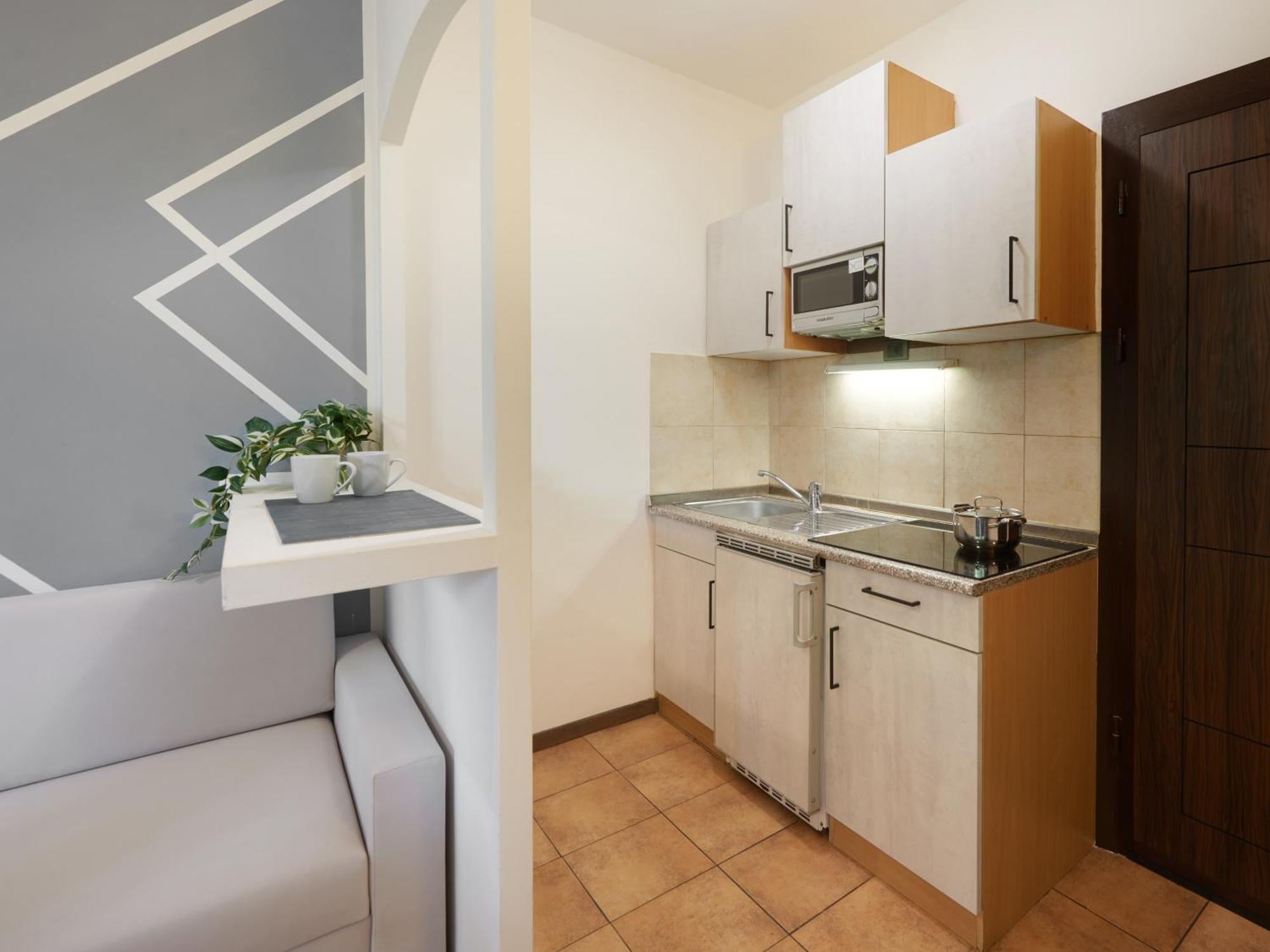 Central Palm Studio With Free Parking Merano Esterno foto
